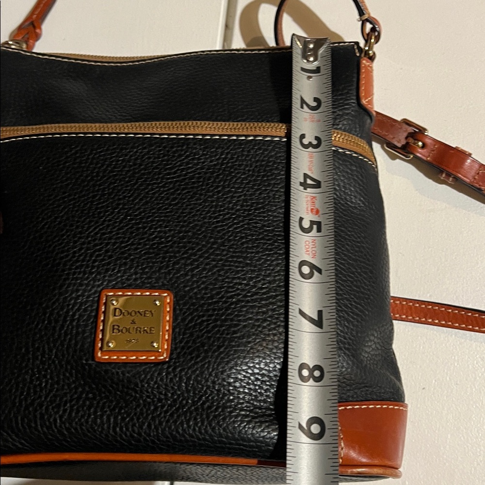 Dooney and Bourke pebbled grain Crossbody black purse - Picture 17 of 17